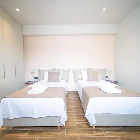 Luxury House - Center - Sleeps 8 Holiday home *