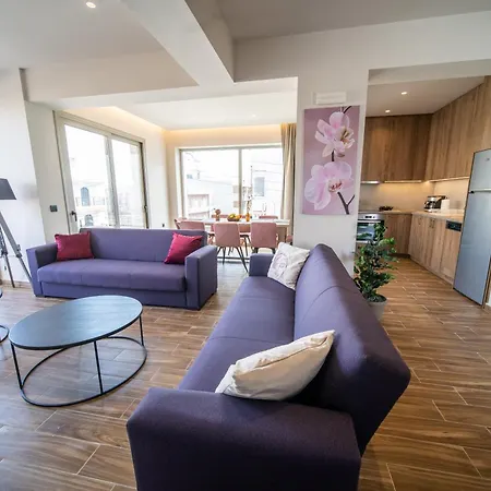 Vakantiehuis Luxury House - Center - Sleeps 8 *